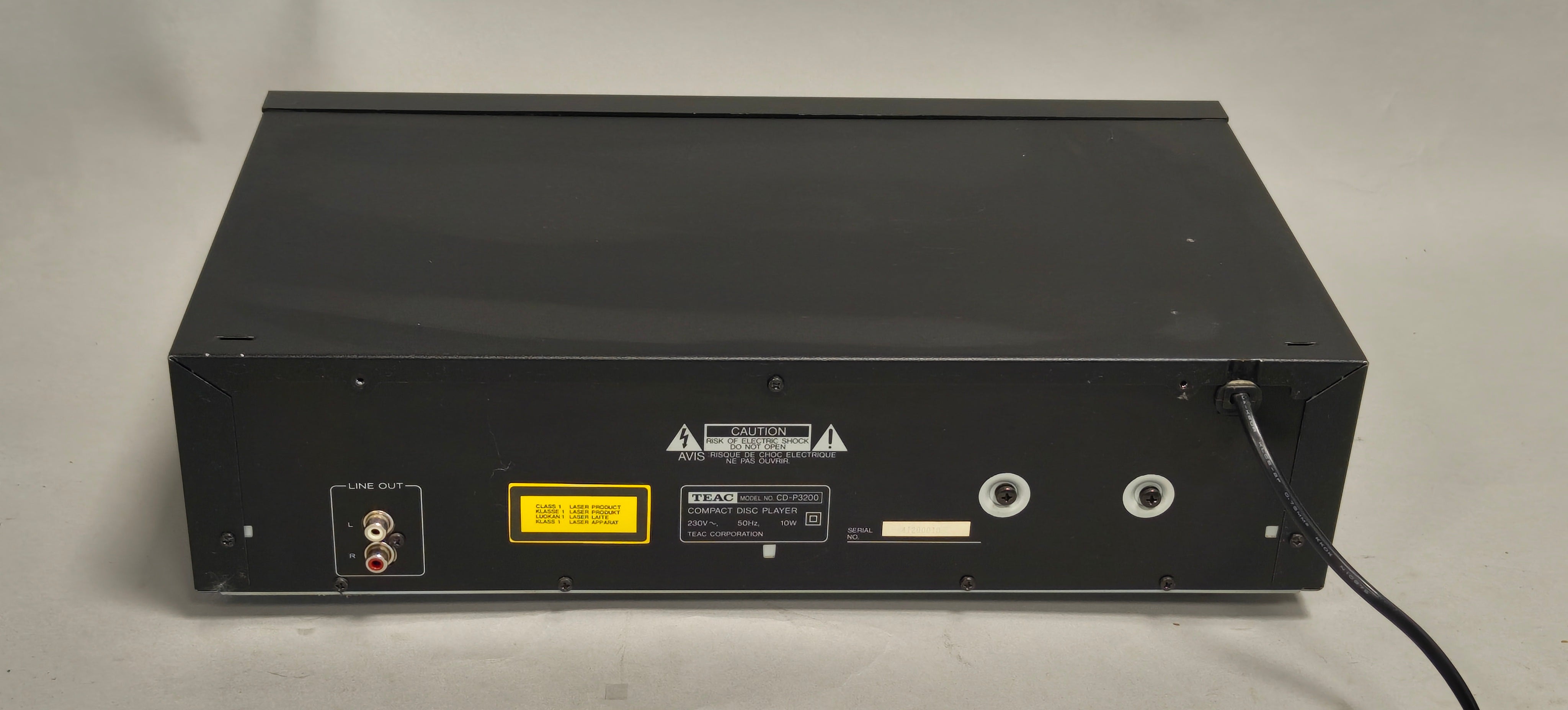 TEAC CD-P3200 Compact Disc Player
