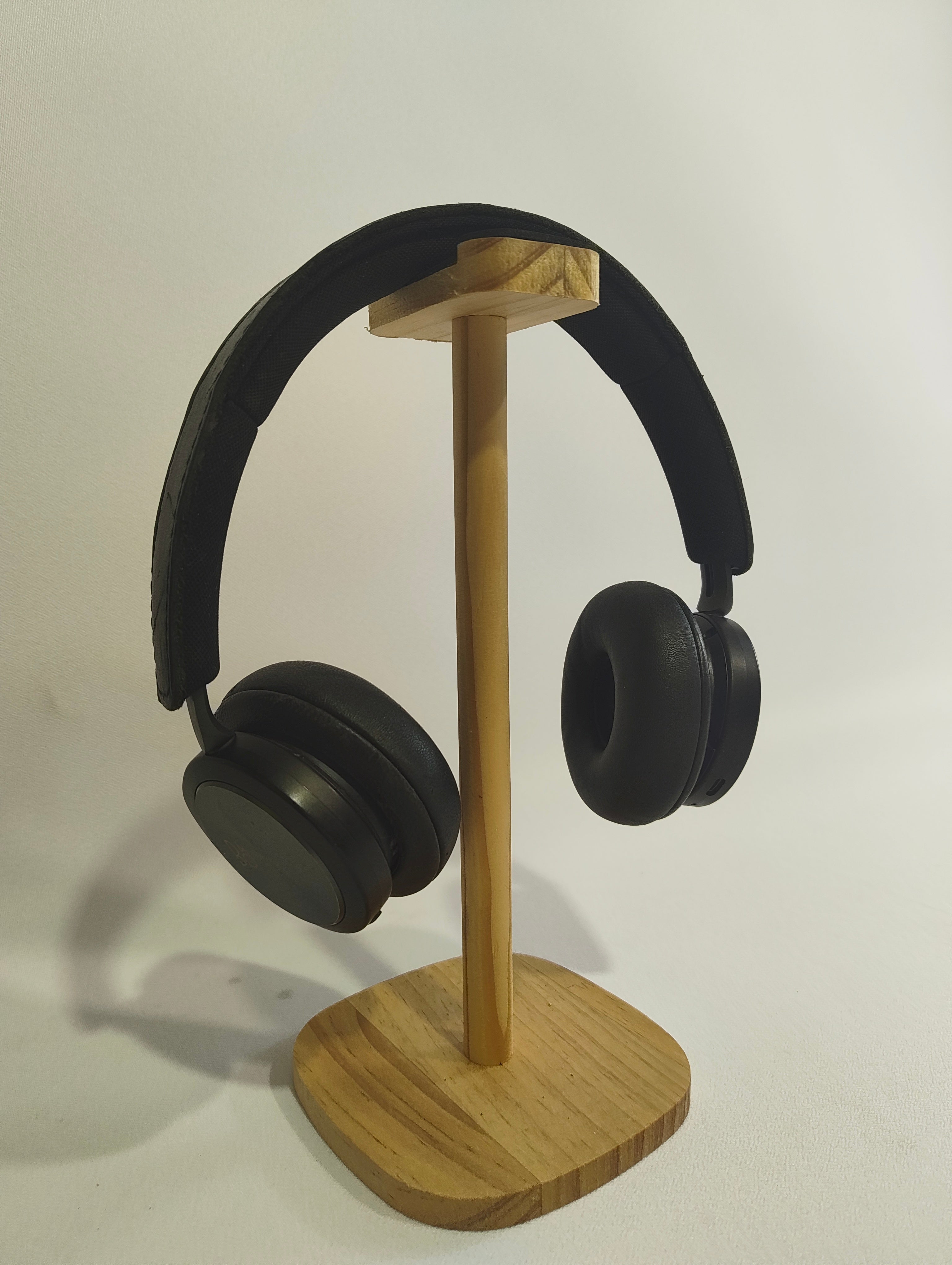 Bang & Olufsen Beoplay H9i belaidės ausinės su aktyviu triukšmo slopinimu (ANC)