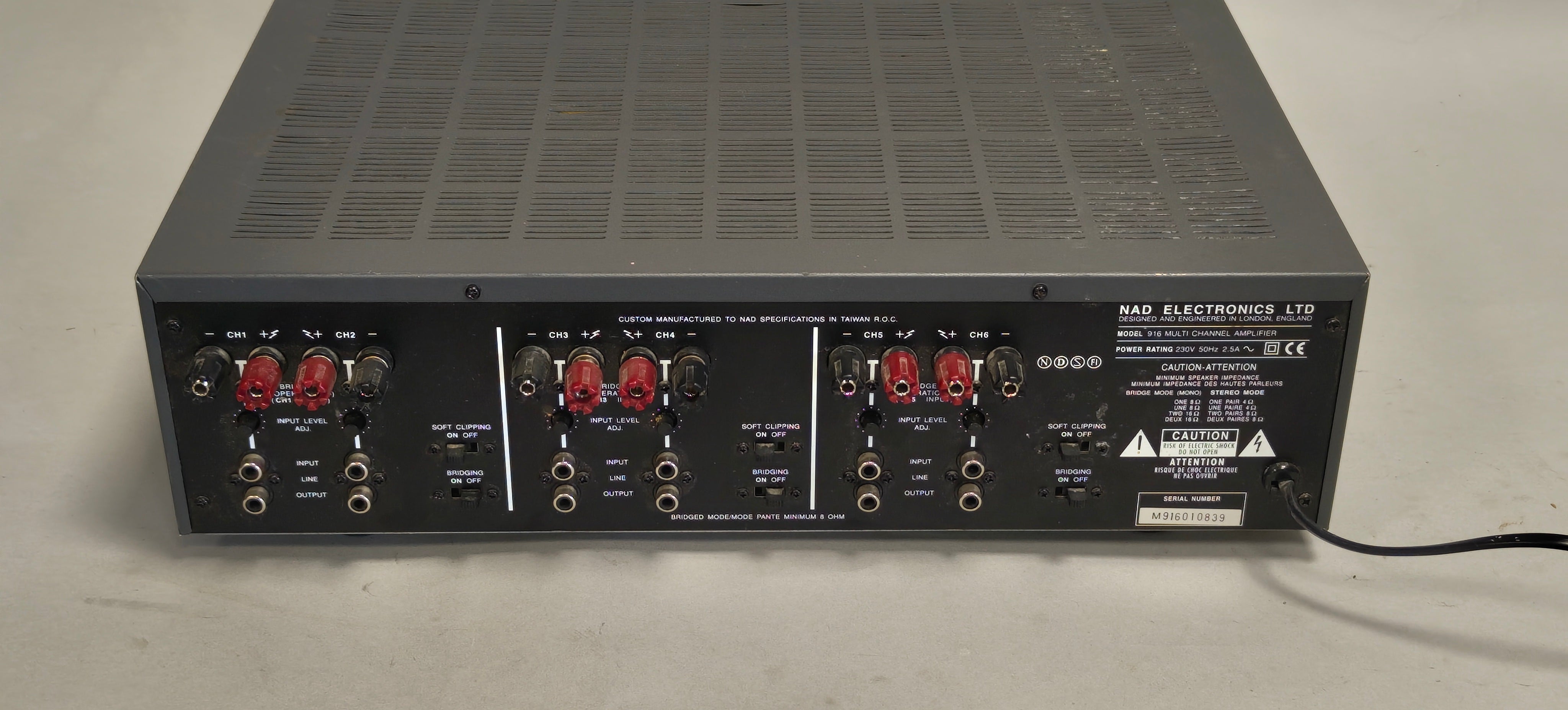 NAD 916 Multi Channel Power Amplifier