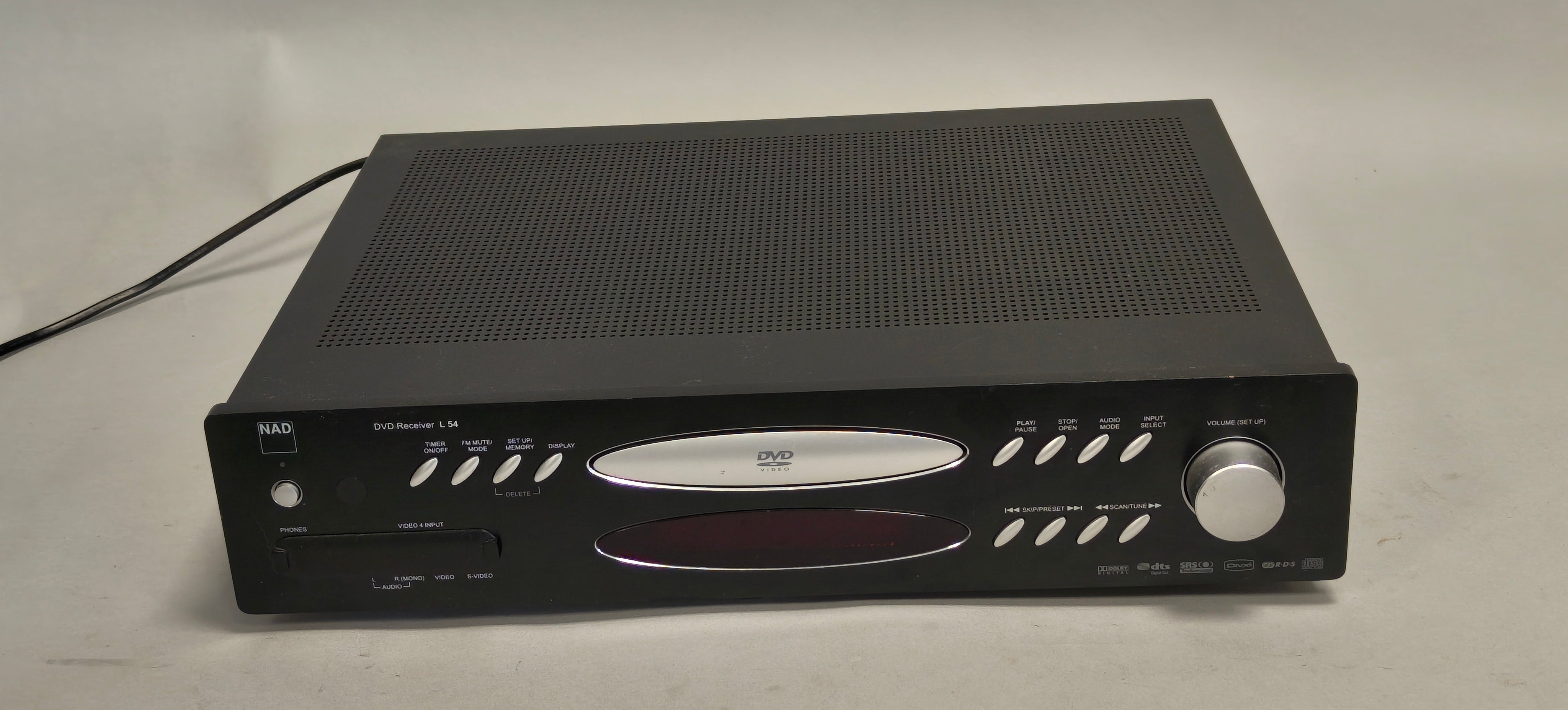 NAD L54 DVD Receiver