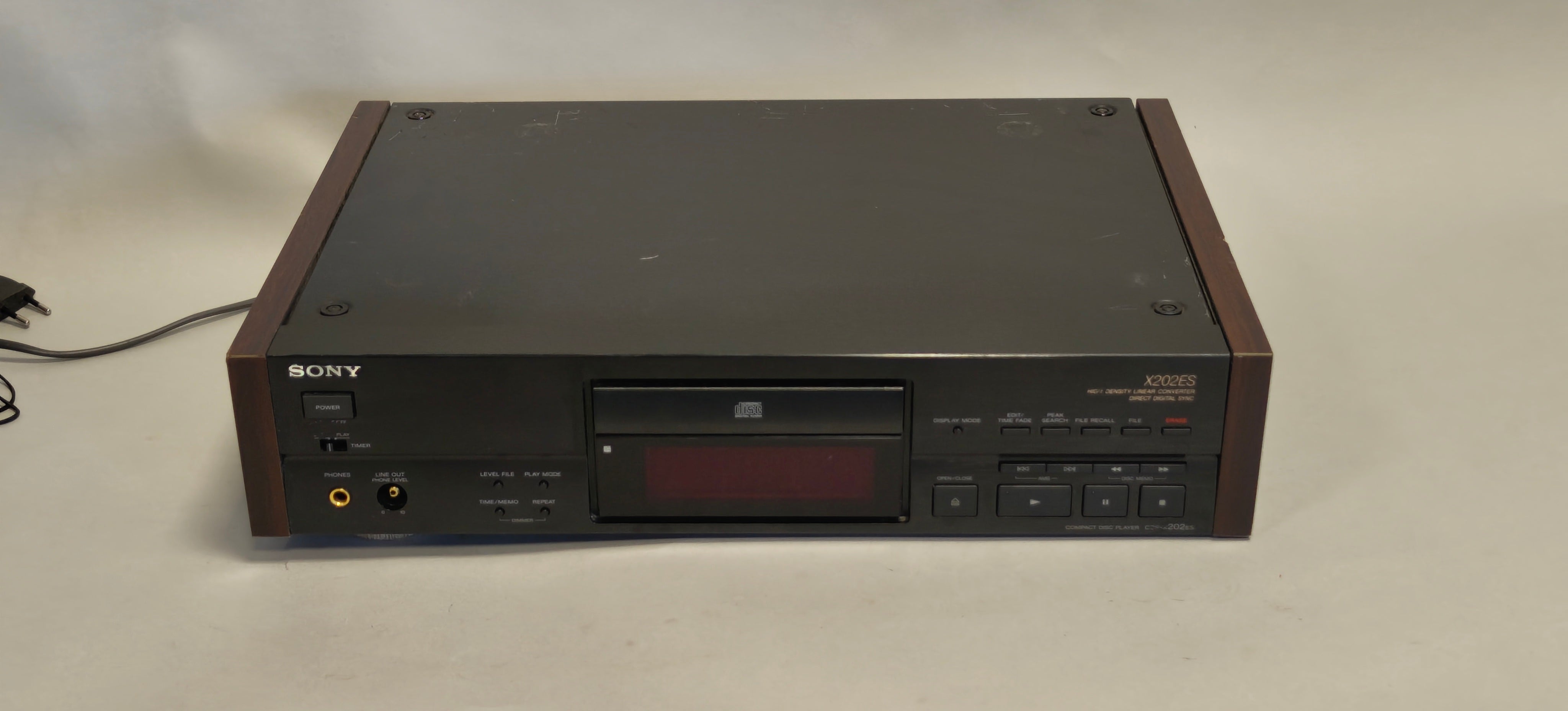 Sony CDP-X202ES CD Player