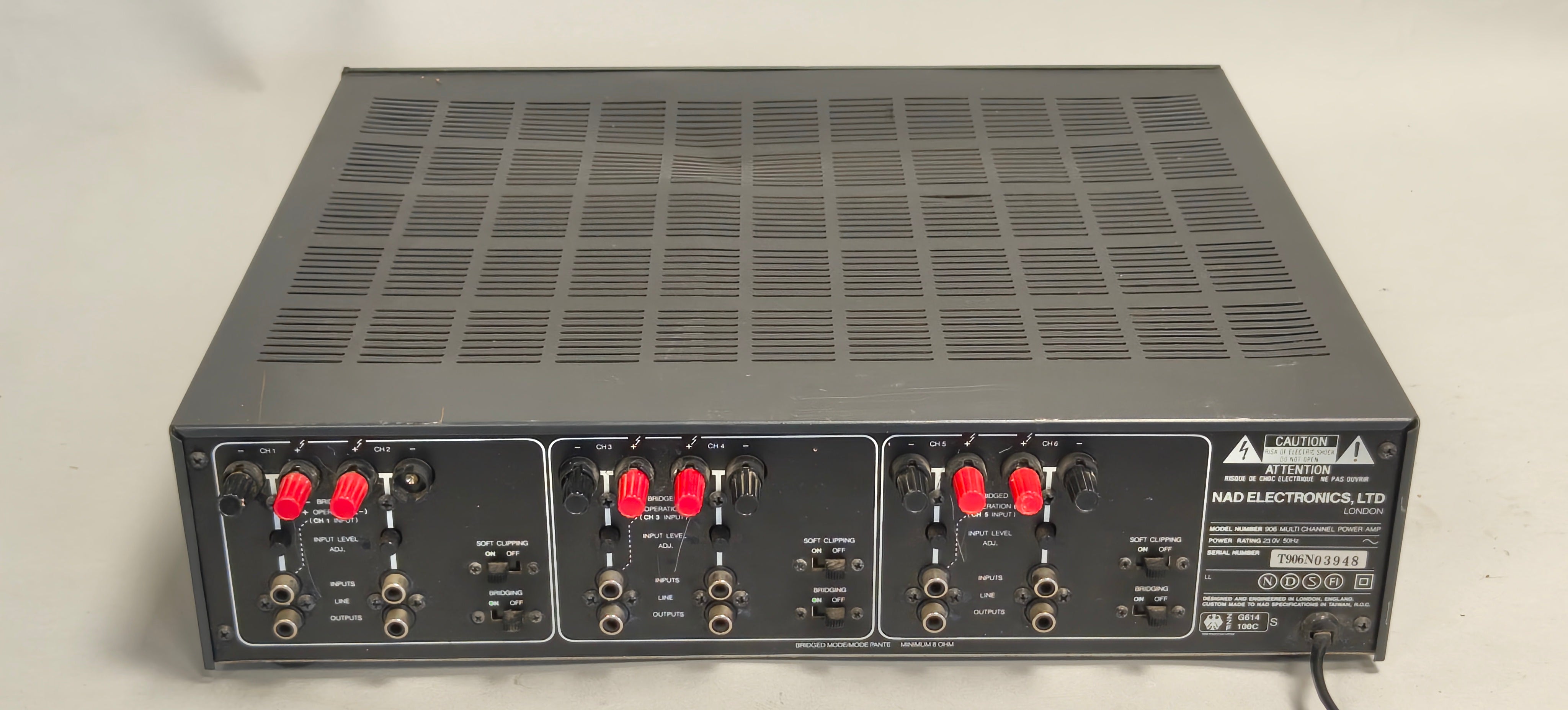 NAD 906 Multi Channel Power Amplifier