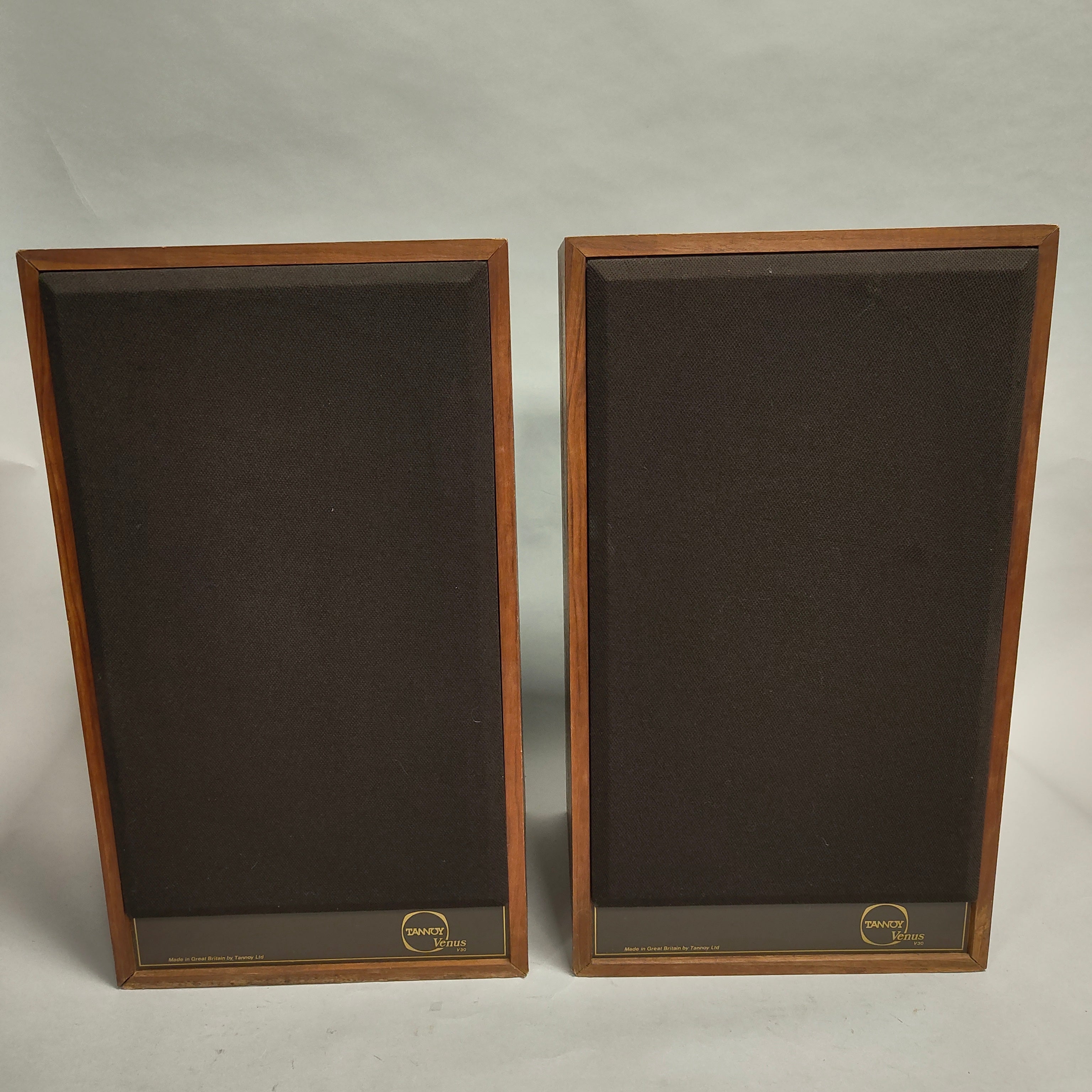 Tannoy Venus V30 Bookshelf Speakers