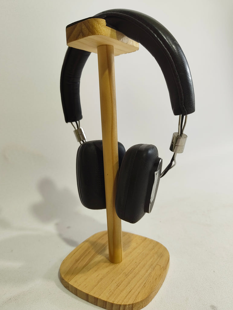 Bowers & Wilkins P5