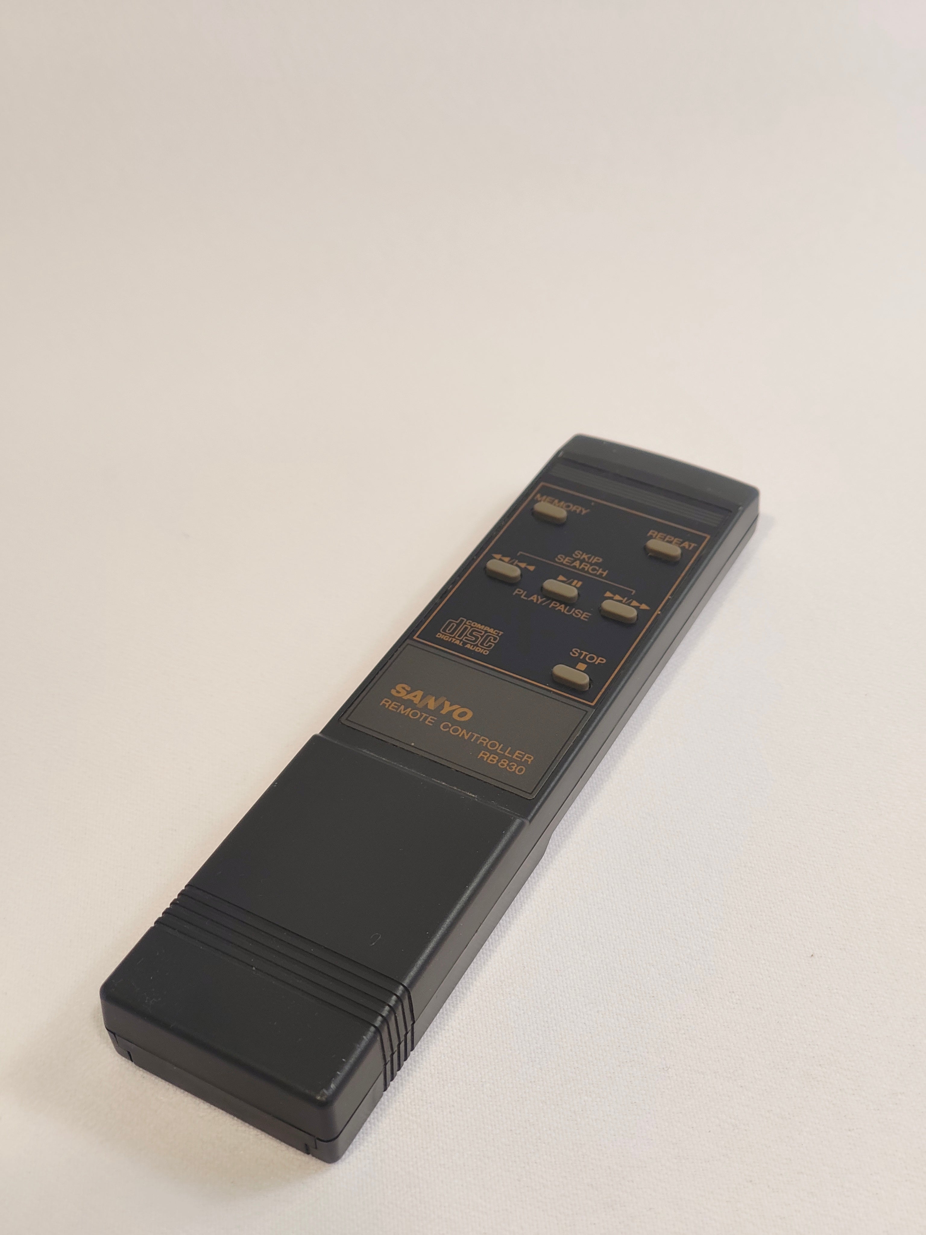 SANYO RB830 originalus CD grotuvo nuotolinio valdymo pultas
