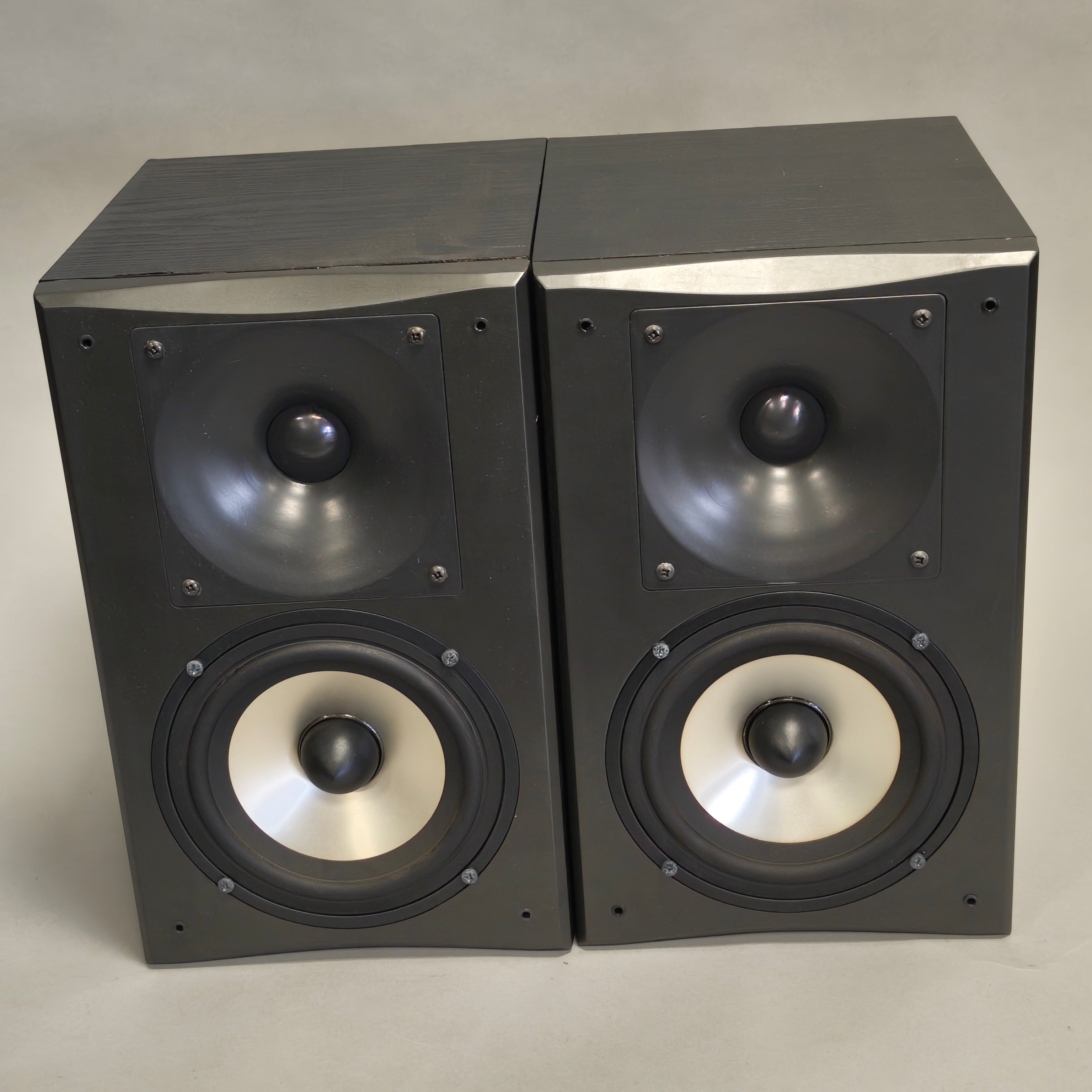 Custom bookshelf speakers