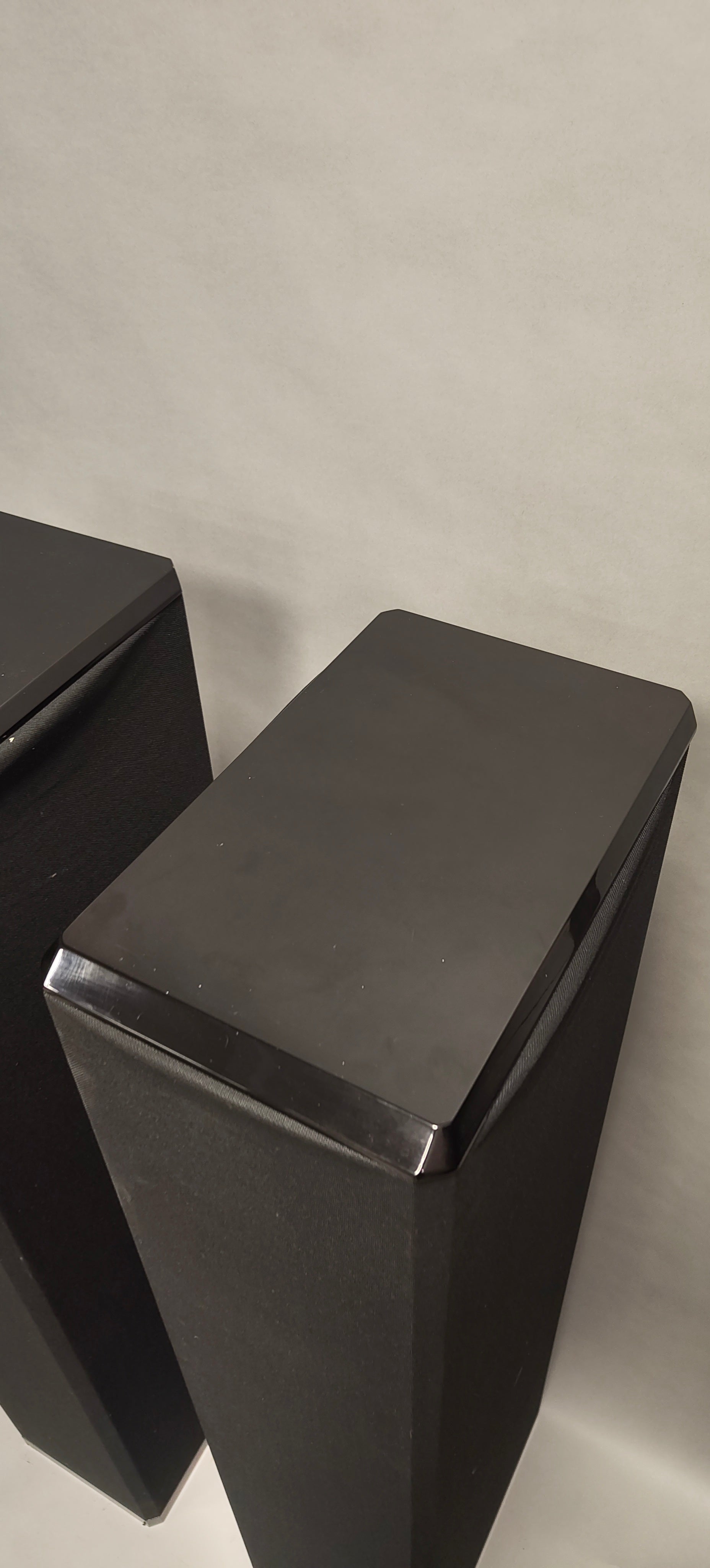 Paradigm Esprit/BP Bipolar Surround Speakers