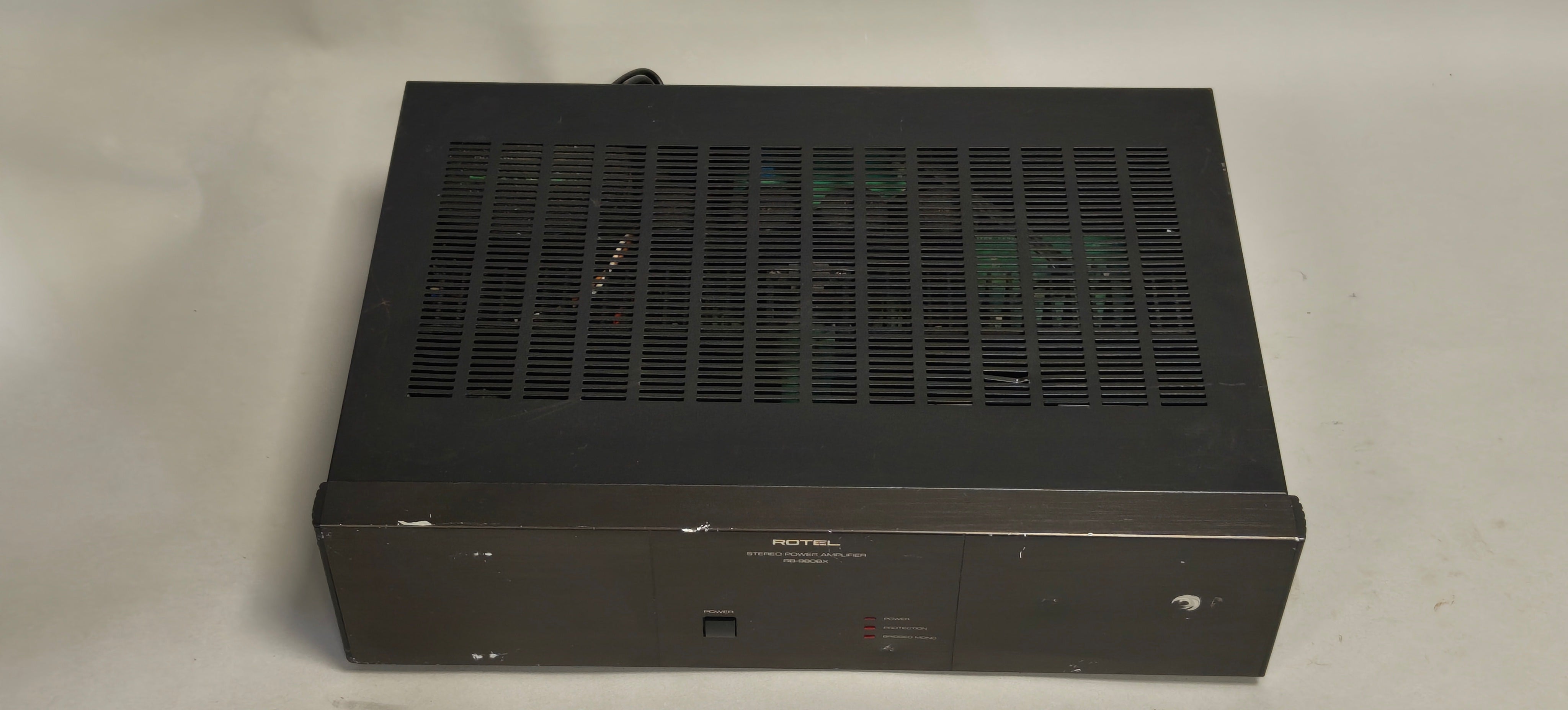 Rotel RB-980BX Stereo Power Amplifier